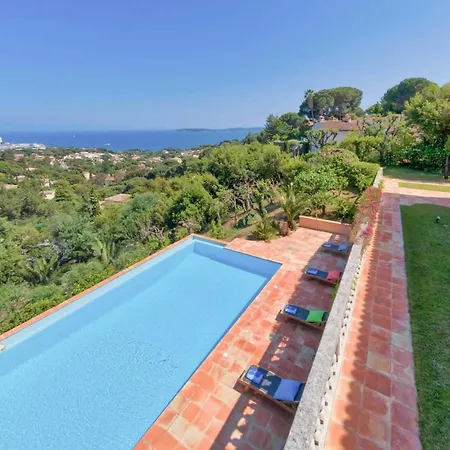 Sainte-maxime Sleeps 10 With Pool Air Con And Wifi * Sainte-Maxime
