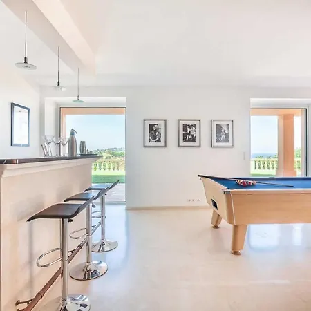 Sainte-maxime Sleeps 10 With Pool Air Con And Wifi Villa *